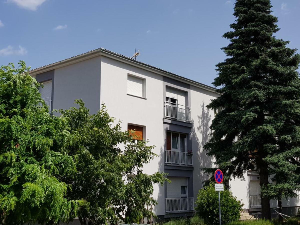 Apartman Monte Rizzi Apartment พูลา ภายนอก รูปภาพ